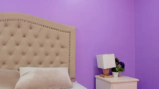 CynthiaMore: вебкам-шоу