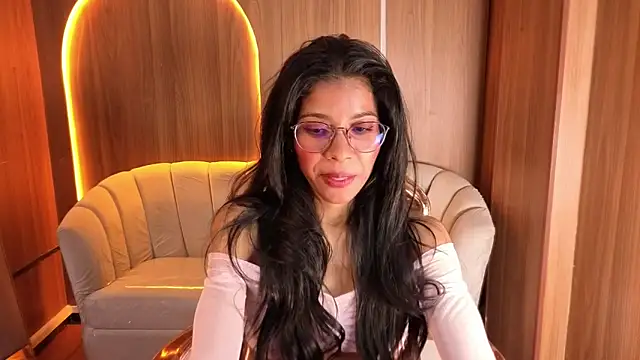 Alina_b_ – Naživo XXX chat