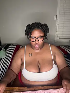 Chocolatebunnyxx96 即時 XXX 聊天