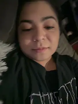 kimmiakiss22's Live XXX Chat