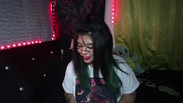 Eta_carinae's Live XXX Chat