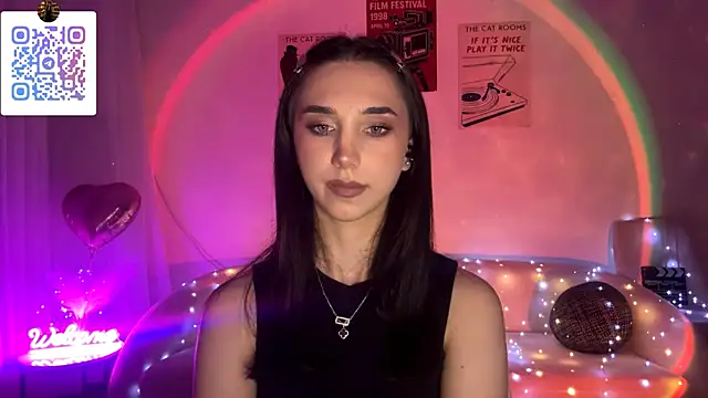 Chat +18 de LinaMour ao vivo