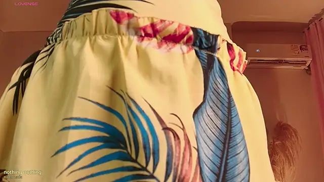 Meganlux1 即時 XXX 聊天