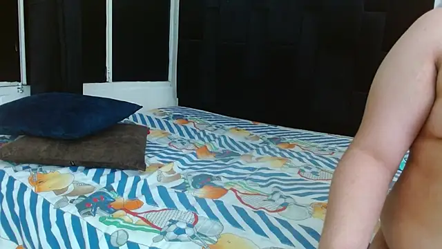 Hellen_camiloxxx Chat XXX in diretta