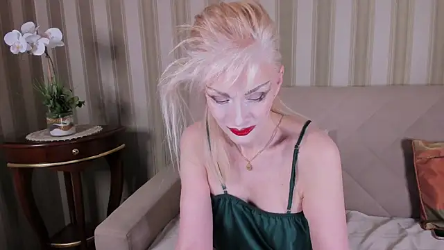 Chatroom XXX en direct de Rita_Farel