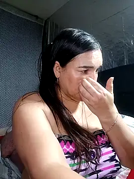 Chat +18 de Zuleyka_69 ao vivo