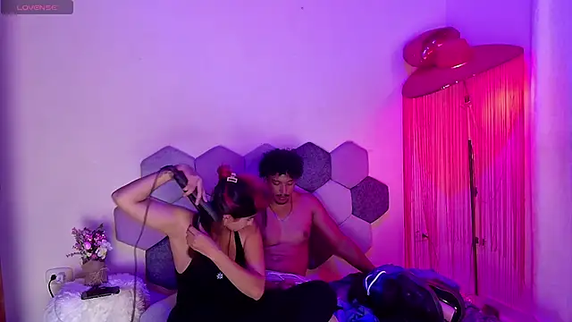 แชท XXX สดของ Horny_tgn