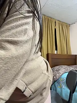 latinfemale 现场XXX聊天