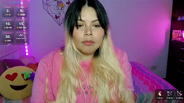 EllieMoonX's Live XXX Chat