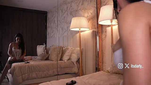 دردشة itsdarly الجنسية المباشرة