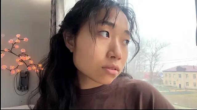 SweetMiaXO 网络视讯表演