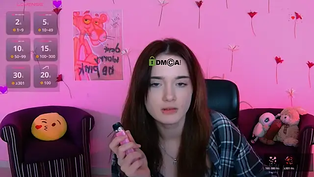 liana_kisses 现场XXX聊天