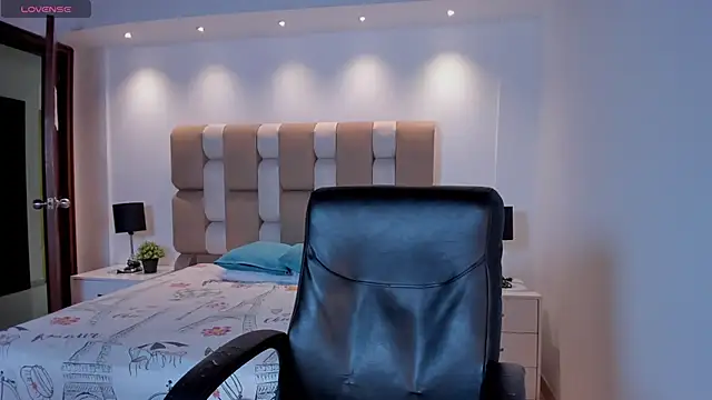 Alicee_Broownn's Live XXX Chat