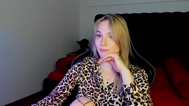 Онлайн чат XXX ElaraVoltage