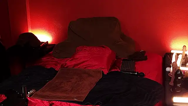 Онлайн чат XXX JenniferCD