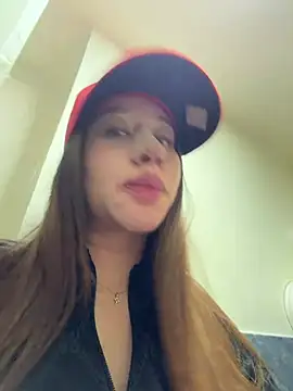 roouse 即時 XXX 聊天