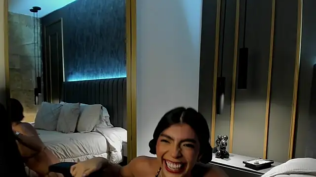 Ninaa_Rosee Obrolan Langsung XXX