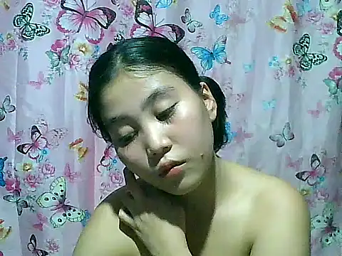 Chat +18 de SexyAsianPussy4u ao vivo