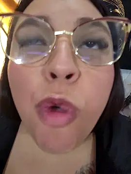 LizzRouse – Naživo XXX chat