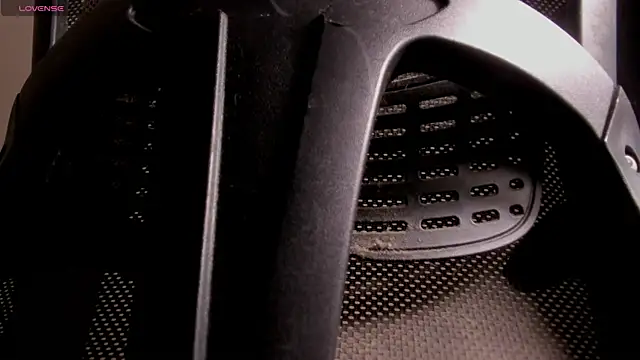 s_sven03: διαδικτυακό σόου στην κάμερα