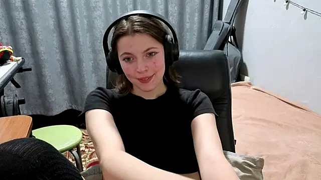 CutieAnny's Webcam Show