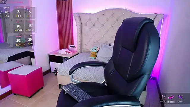 Elizabeth_Evans1 Chat XXX live