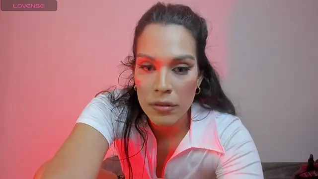 Zoe_TransGirl 在線直播表演