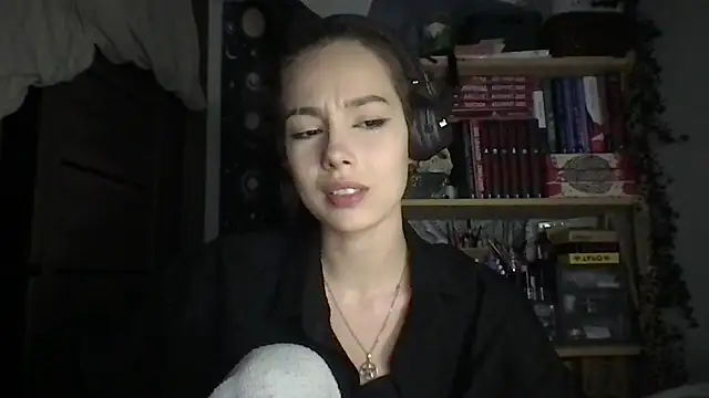 Yuna5343 élő XXX-chatje