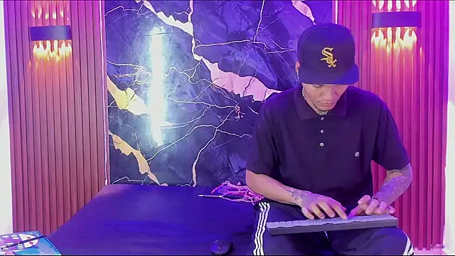 دردشة The_Temple_Of_Lust_ الجنسية المباشرة