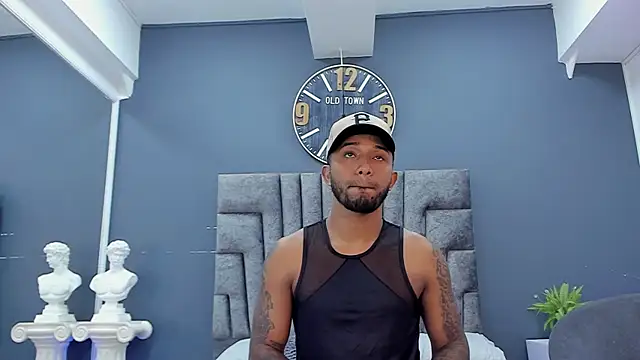 Robin_Rief Adlı Modelin Canlı XXX Sohbeti