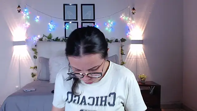 Megan_05_'s Live XXX Chat