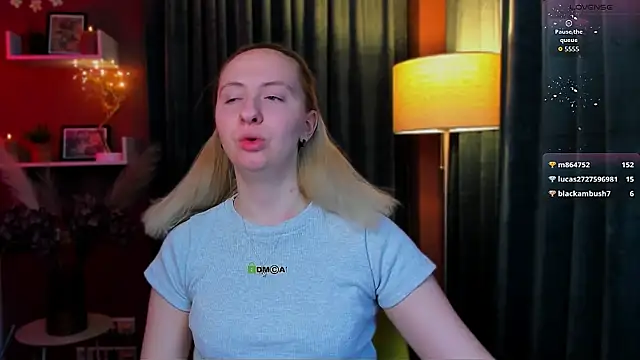 mila_glow1's Live XXX Chat