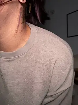 Zarahs_Blare1's Live XXX Chat