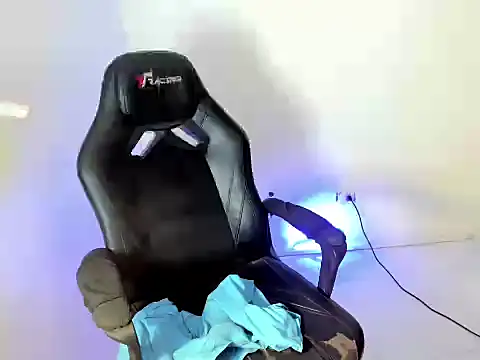 ELODIE_COOPER Pertunjukan Webcam