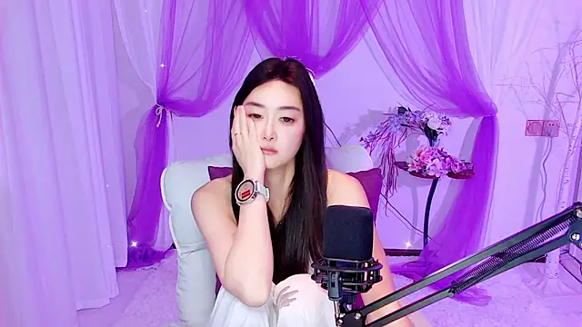 Tili-668's Live XXX Chat