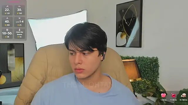 دردشة Thom_Ohtani الجنسية المباشرة