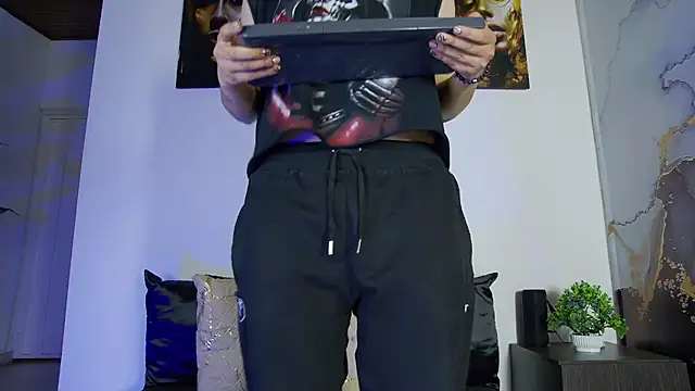 alex_noa Adlı Modelin Canlı XXX Sohbeti