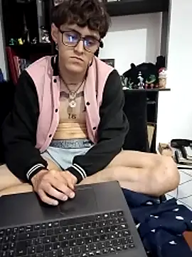 Show de webcam de AoA-BoyStudent