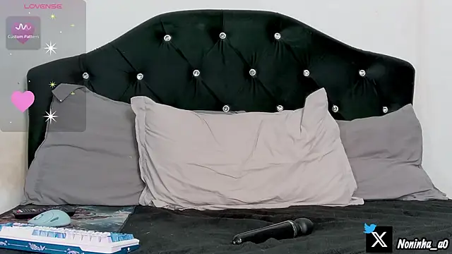 Chat XXX en directo de Noninha_