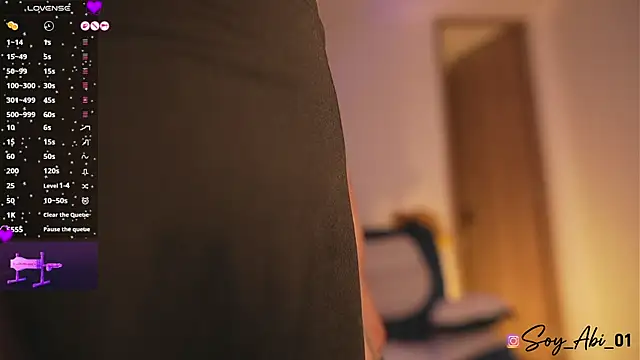 soy_abi_ élő XXX-chatje