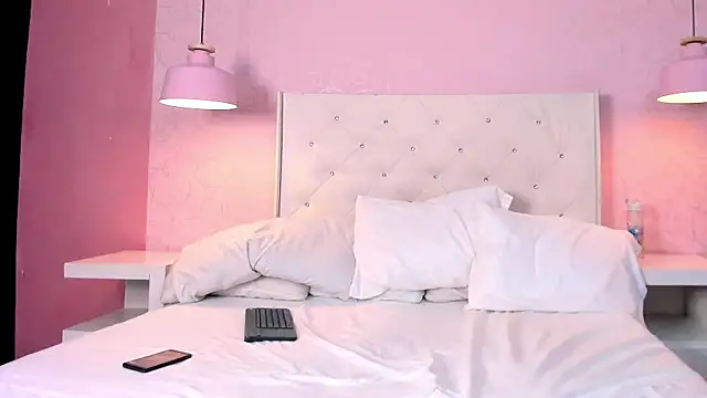 MahlaKhalifa Adlı Modelin Canlı XXX Sohbeti