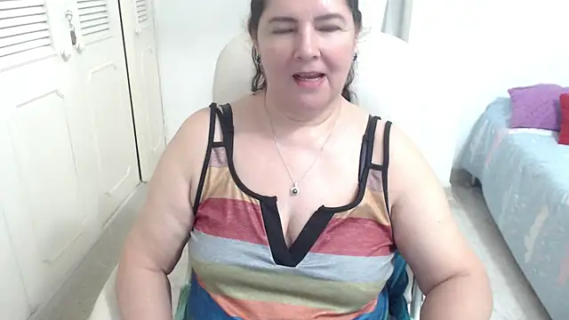 leonela_69 Live XXX-chat