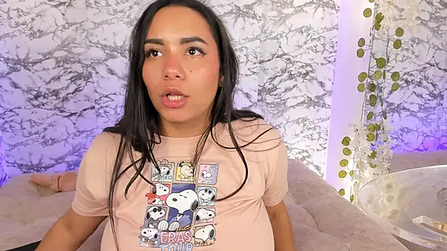 soffi_joness23 Live XXX-Chat