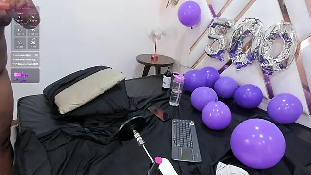 NatashaLuxyのライブXXXチャット