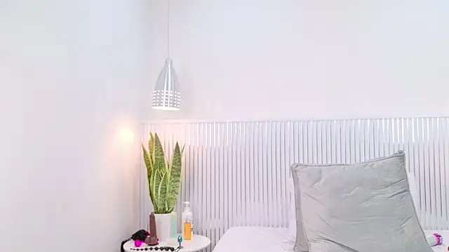 Chat XXX ao vivo de Chel_Hilton