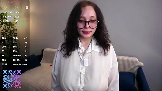 HannaHayles 现场XXX聊天