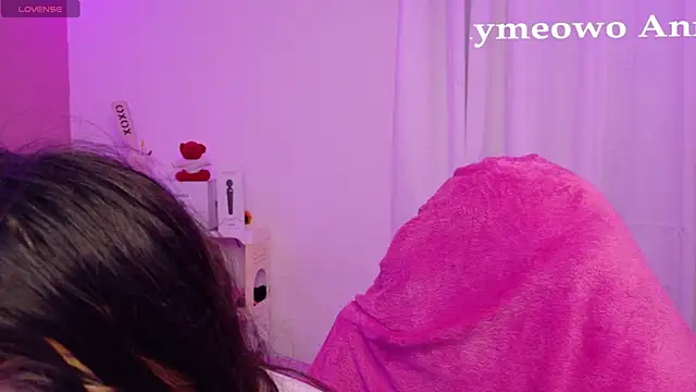 Chatroom XXX en direct de Sachi_Meow