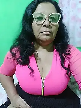 Amarantha25のライブXXXチャット