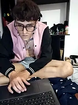 AoA-BoyStudent Webcam Show