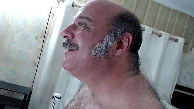 Show Webcam de bullmusclejoe